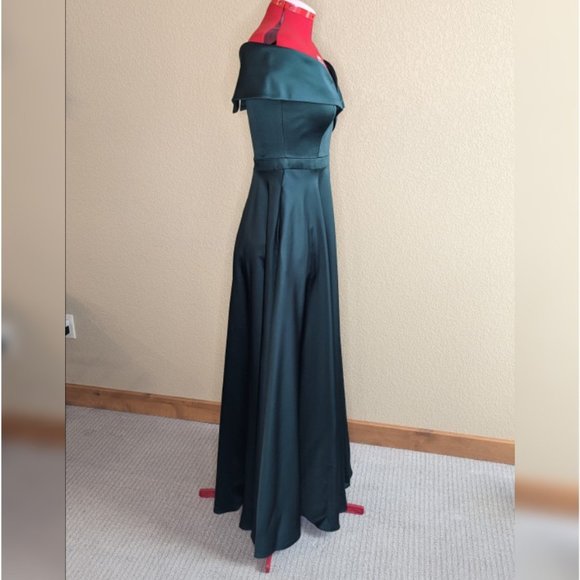 XSCAPE - EMERALD GREEN SATIN OFF SHOULDER GOWN-DRAPED NECK - Picture 5 of 7